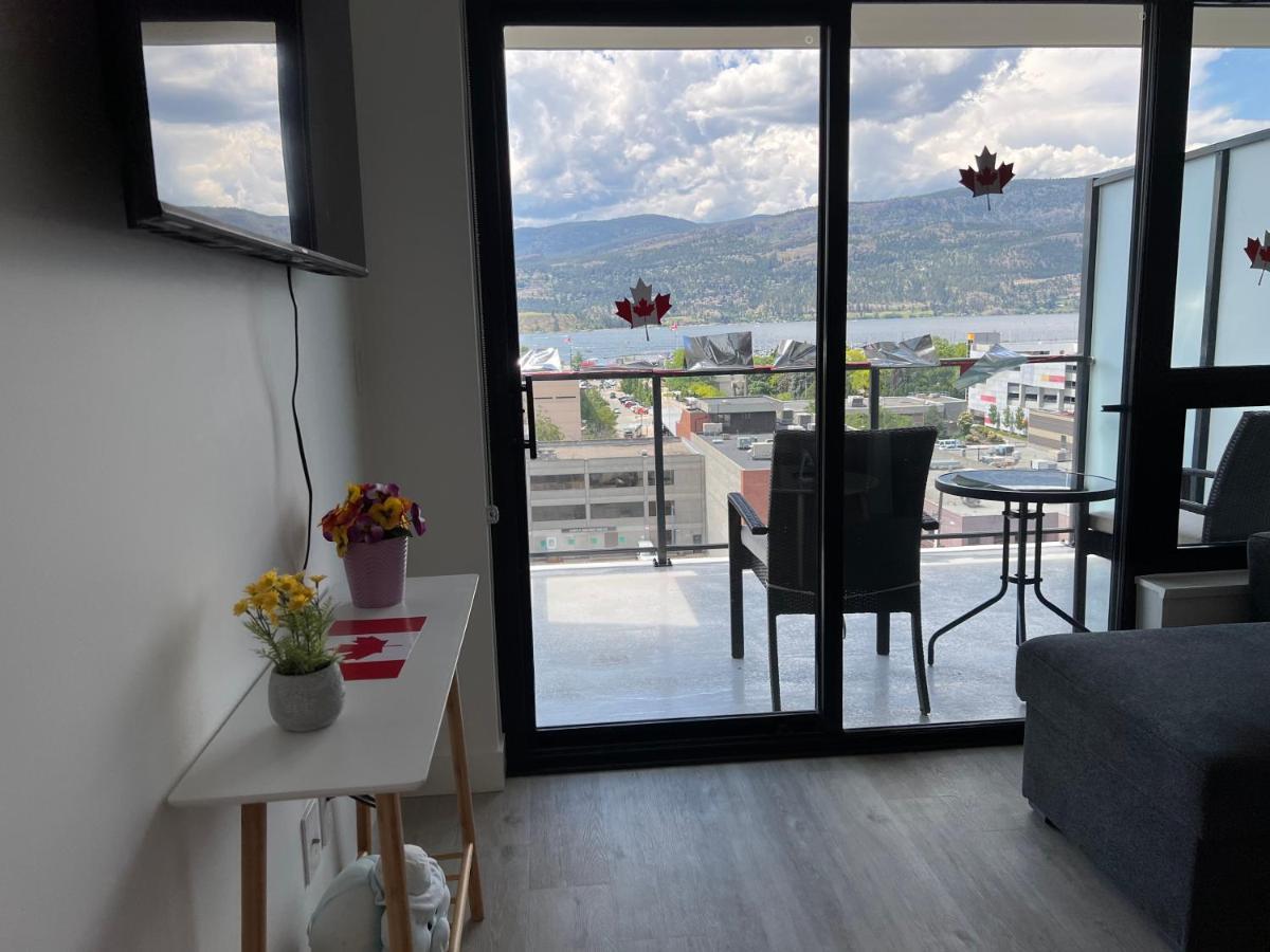 Amazing Brand New lakeview Condo downtown Kelowna Zewnętrze zdjęcie