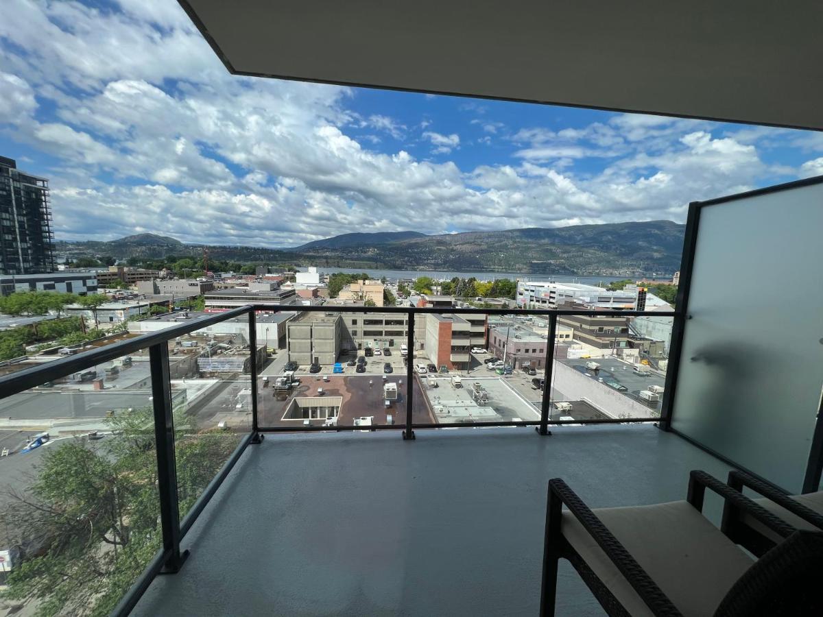 Amazing Brand New lakeview Condo downtown Kelowna Zewnętrze zdjęcie