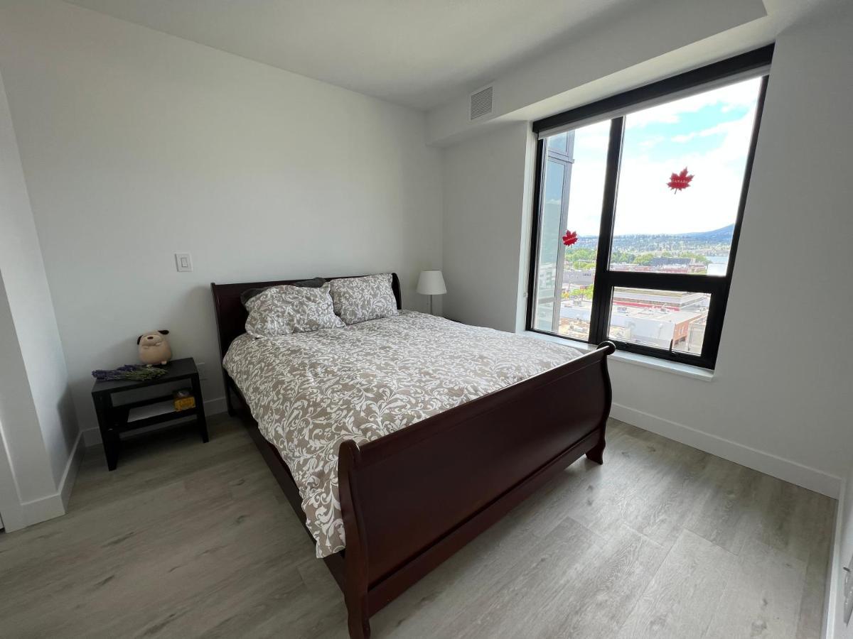 Amazing Brand New lakeview Condo downtown Kelowna Zewnętrze zdjęcie